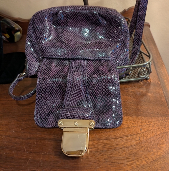 Michael Kors purple 💜 leather snakeskin print crossbody - Picture 13 of 15